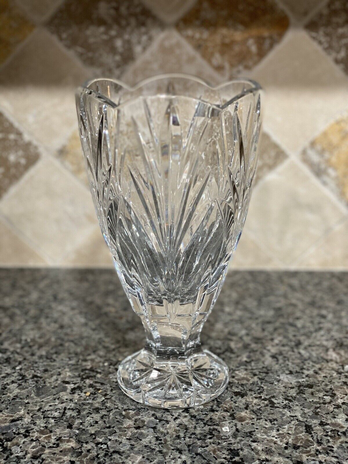 Beautiful Waterford Marquis Crystal Canterbury Vase