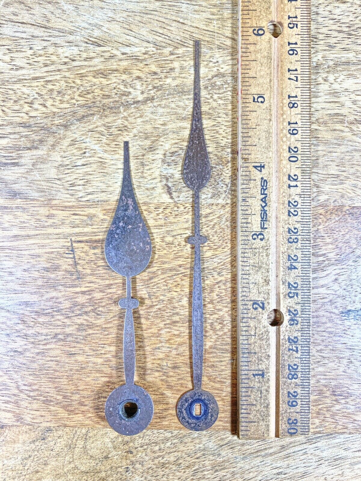 Antique Clock Hands Set 5 7/8 Long Minute Hand (See Desc For Arbor Size) (KD065)
