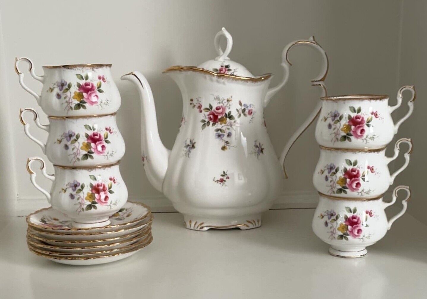 Royal Albert Tenderness Pitcher With Lid And Set Of 6 Princess Cups And Saucers