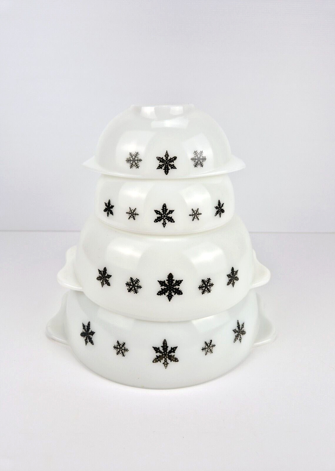 Vintage JAJ Pyrex Snowflake Gaiety White Black 4 Piece Bowl Set 1950s GC