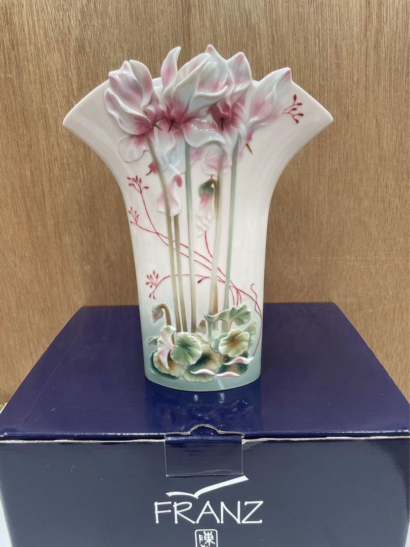 Franz Collection Cyclamen Flower Vase 27 × 20.5cm - Excellent Condition