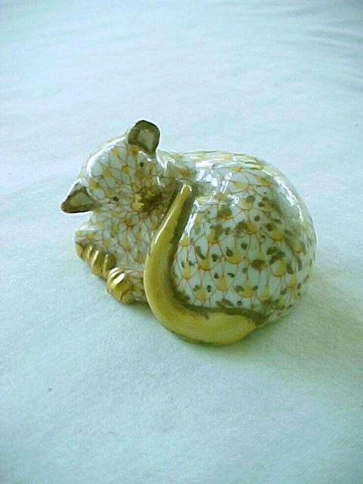 Small Vintage Herend Hungary Cat Figure (as-is)