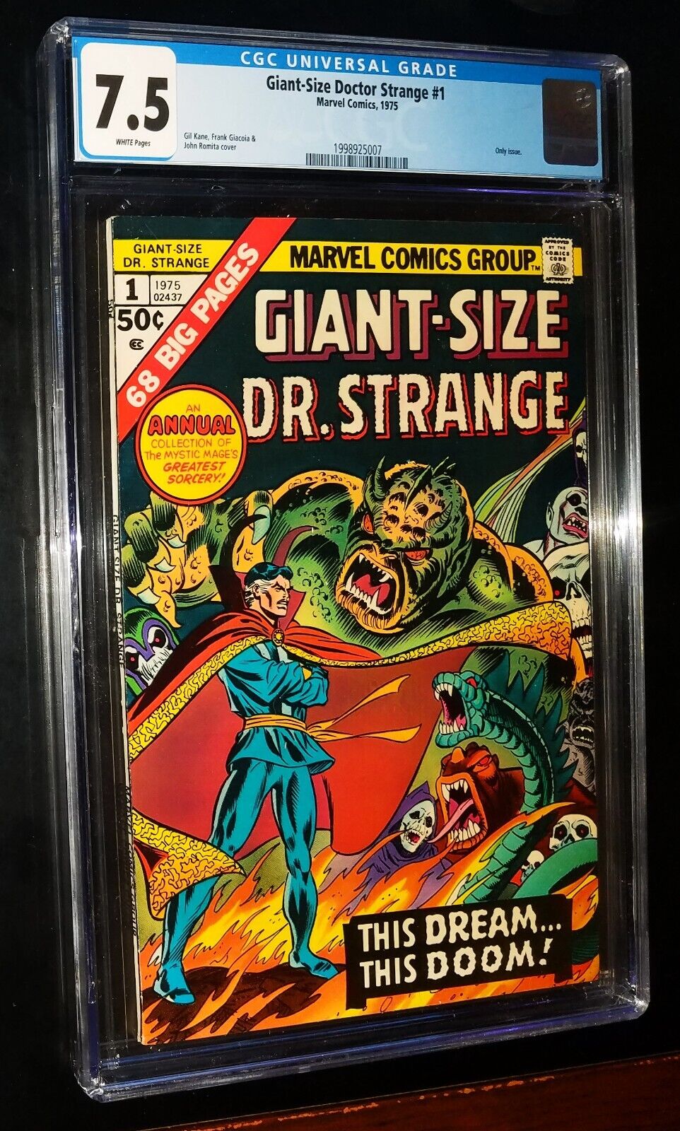CGC GIANT-SIZE DOCTOR STRANGE #1 1975 Marvel Comics CGC 7.5 VF- White Pages