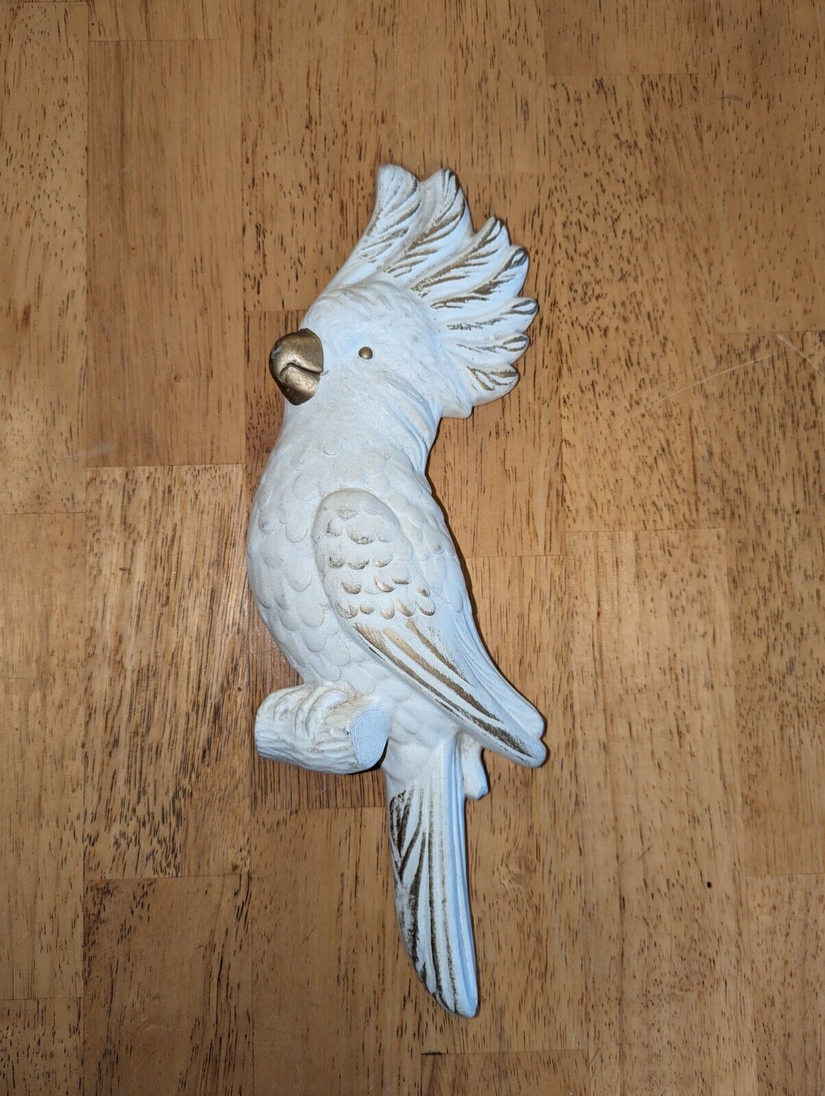 VIntage Chalkware Bird Cockatoo Parrot Wall DECOR Plaque white gold TIKI MCM 60