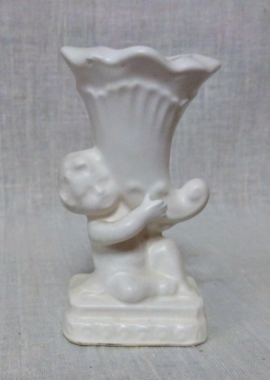 National Potteries Co Napcoware Japan White Cherub 4 Inch Vase