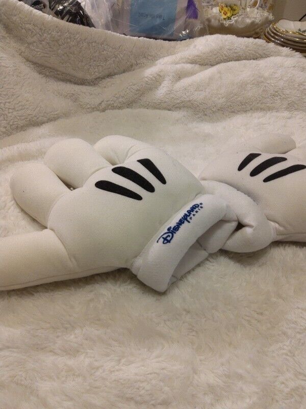 VINTAGE 10” PAIR Disney Mickey Mouse Mania White Plush Costume Gloves Hands Pari