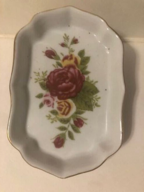 Vintage Small Trinket Dish - Roses design with Gold trim - porcelain - NICE