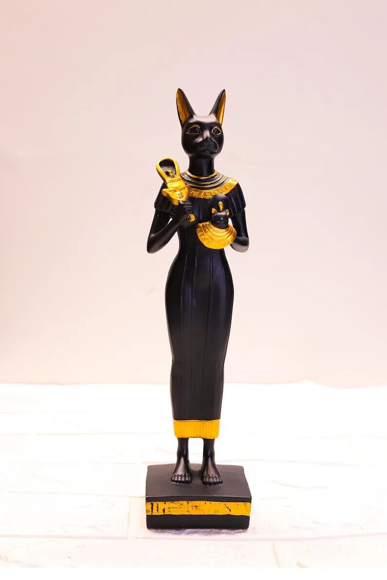 Beautiful Egyptian Bastet cat, Goddess Bastet Egyptian Cat. Egyptian cat statue