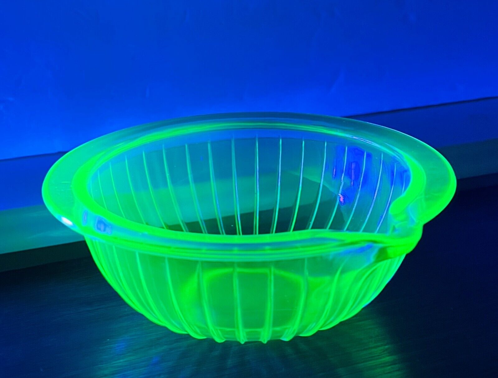 Hocking 1930s Transparent Green Ribbed Small Batter Bowl No Handle Uranium Glows