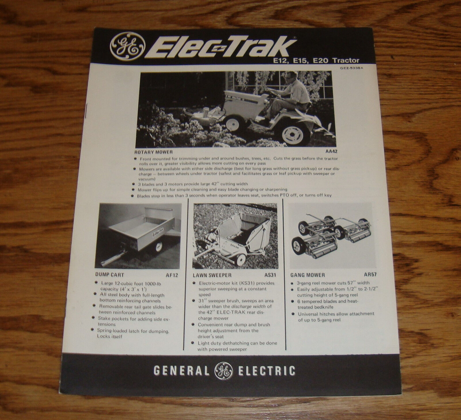 Original 1970 GE General Electric Elec-Trak E12 E15 E20 Tractor Sales Brochure 