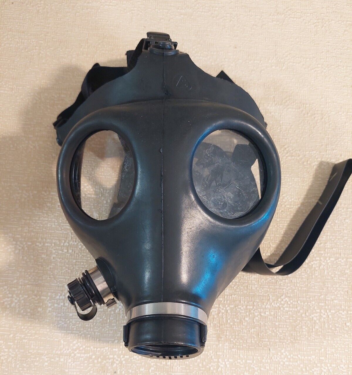 Israeli Gas Mask From The Gulf War Period Unused In Original Box  #5199