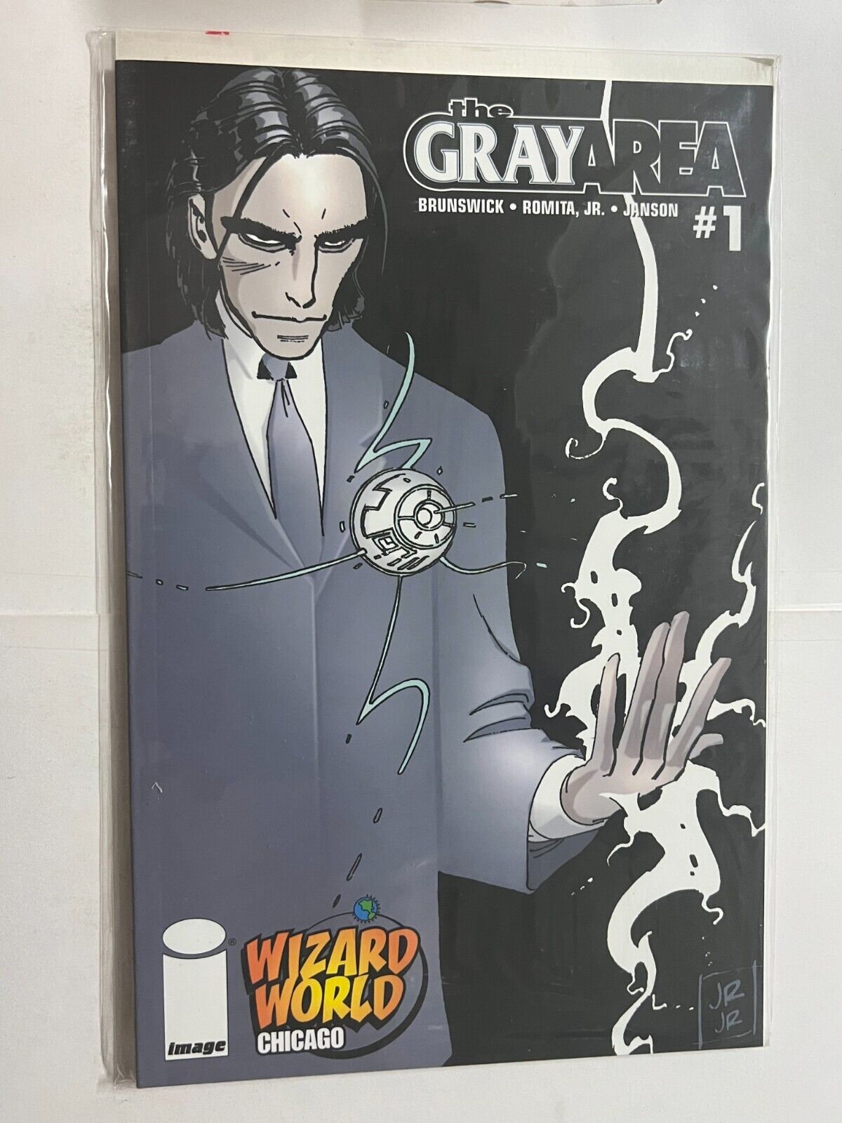 Gray Area #1 Wizard World Chicago Variant ( | Combined Shipping B&B 2004) Image