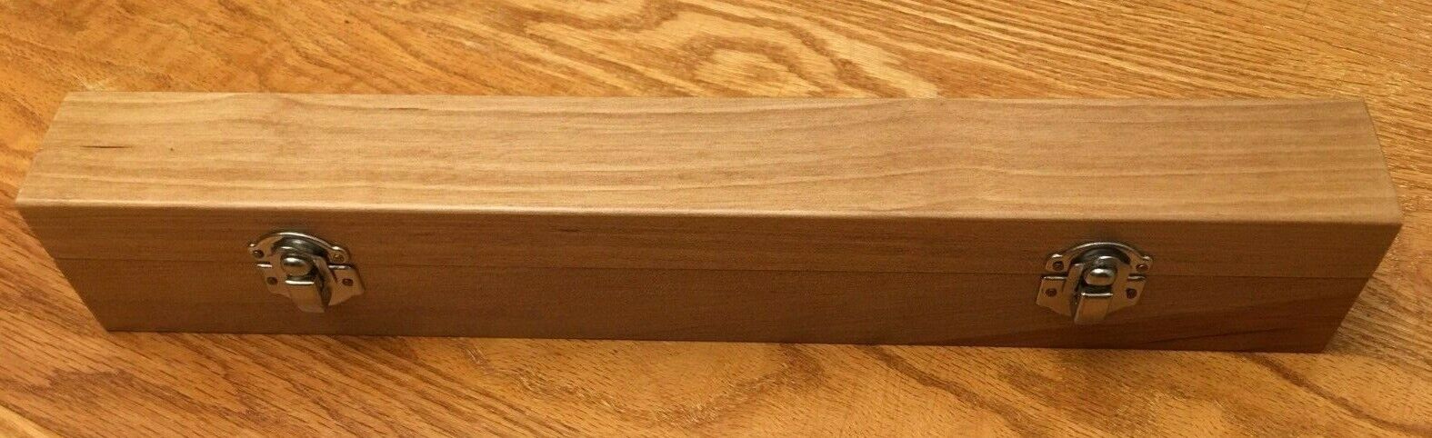 New solid wood box for long tools or rules