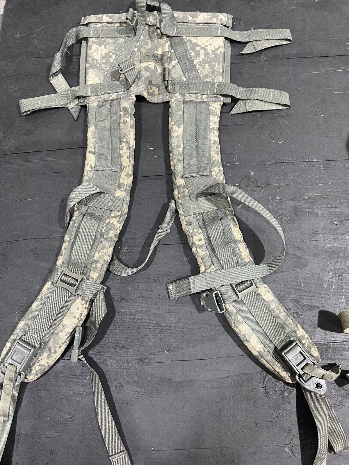 (2 pack) USGI Enhanced Frame Shoulder Straps for Large Field Pack Military ACU