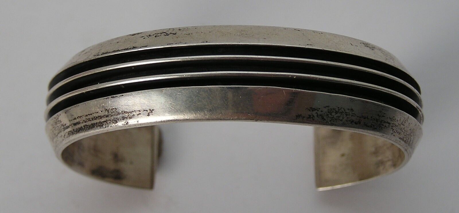 Vintage Modernist Styling TY Thomas Yazzie Navajo Sterling Heavy Cuff Bracelet