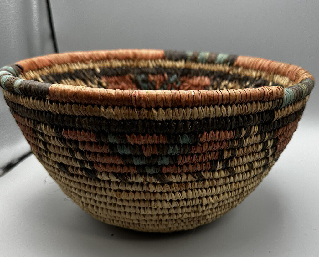 Basket West African Coil Earth Tone Colors Geometric Design Pattern 10.5 Dia.