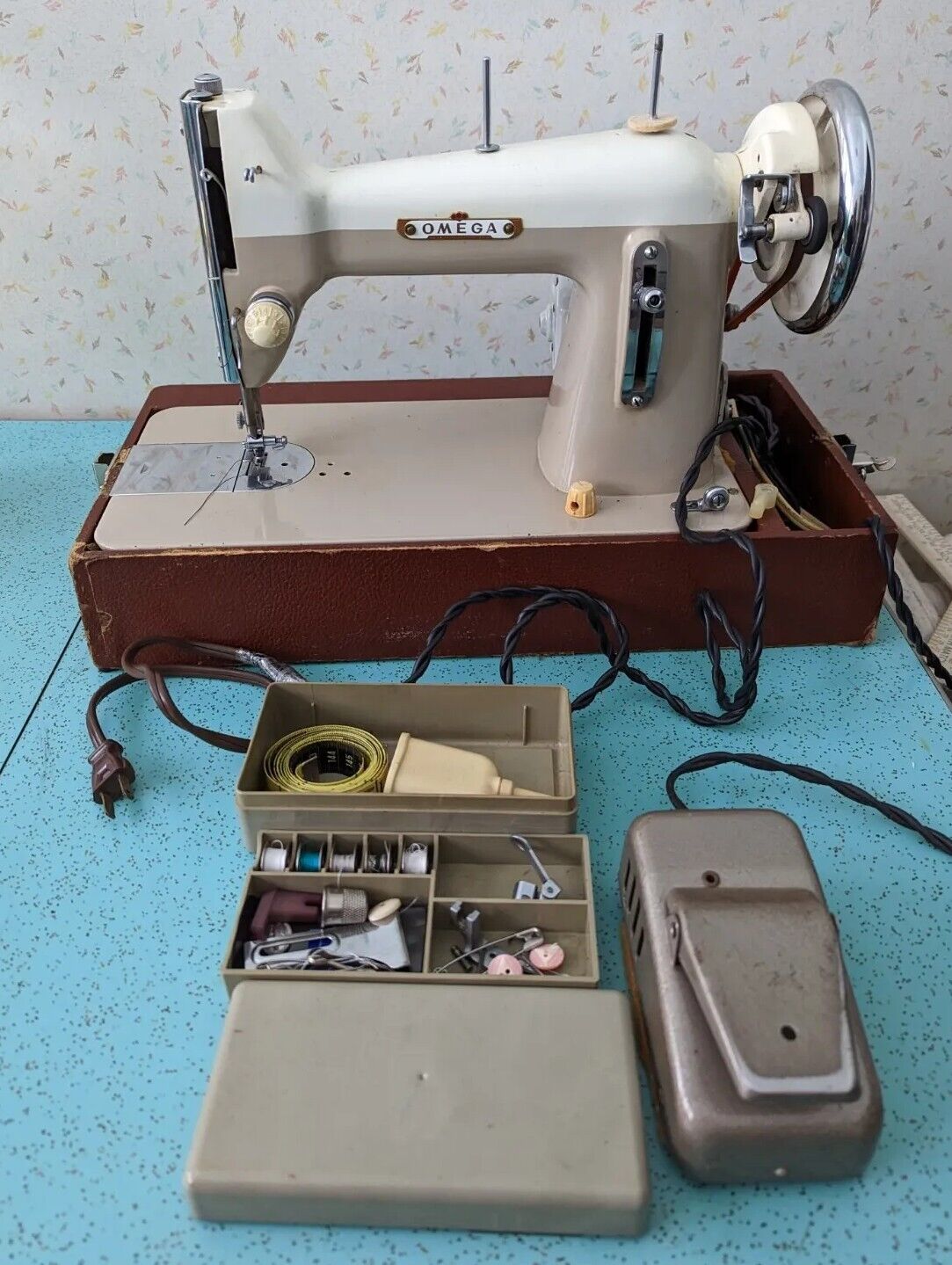 Vintage Omega Sewing Machine with Case