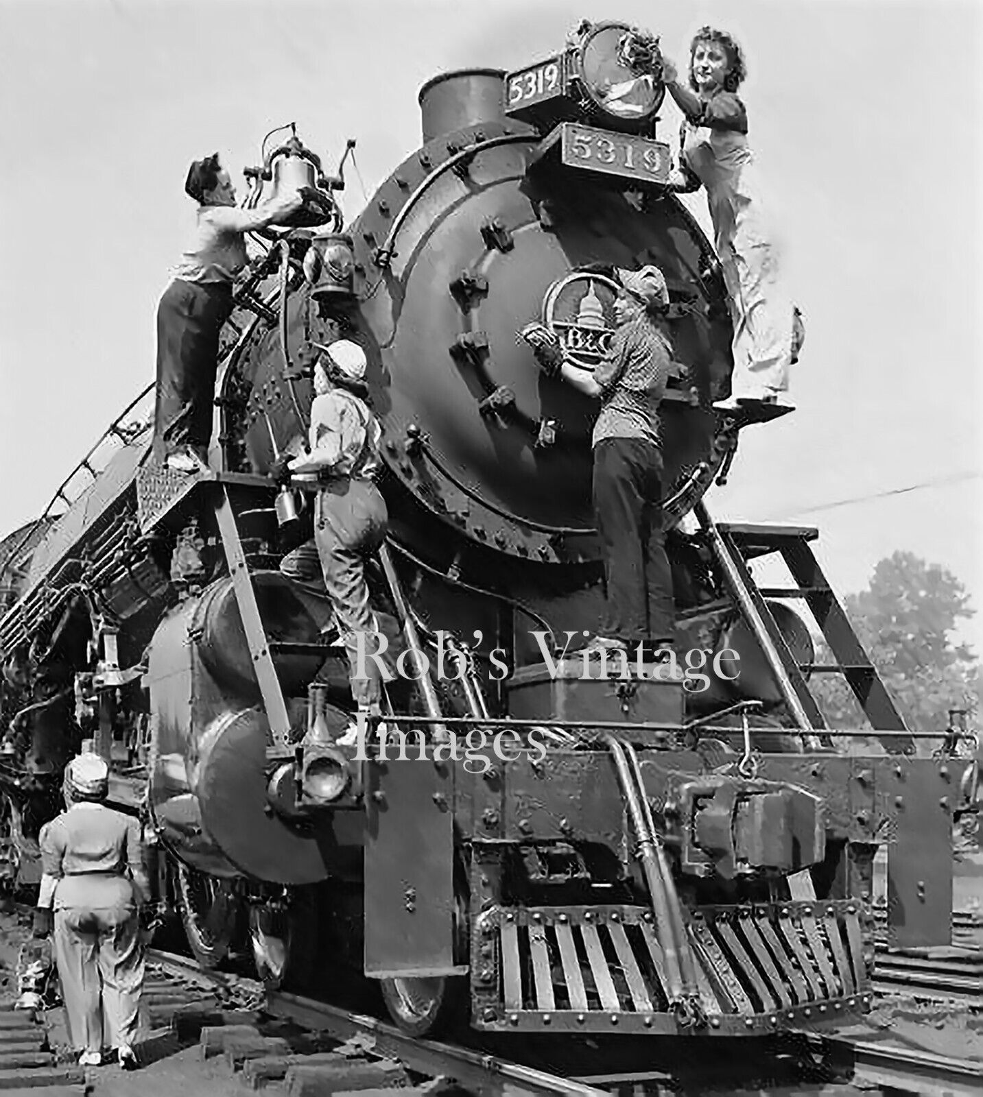 B &0 Baltimore & Ohio Railroad photo Steam Locomotive 5319 Female Crew WW2