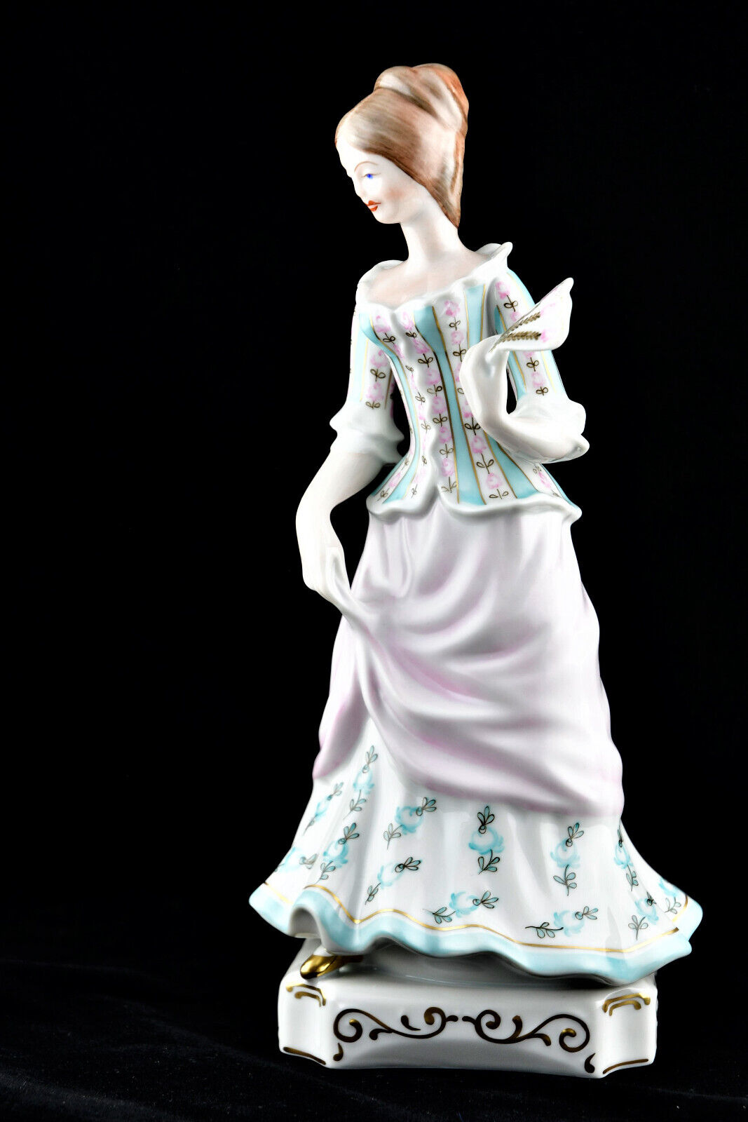 🎕 HOLLOHAZA Lady with Fan Porcelain Figurine Hand Painted Hungary Vintage