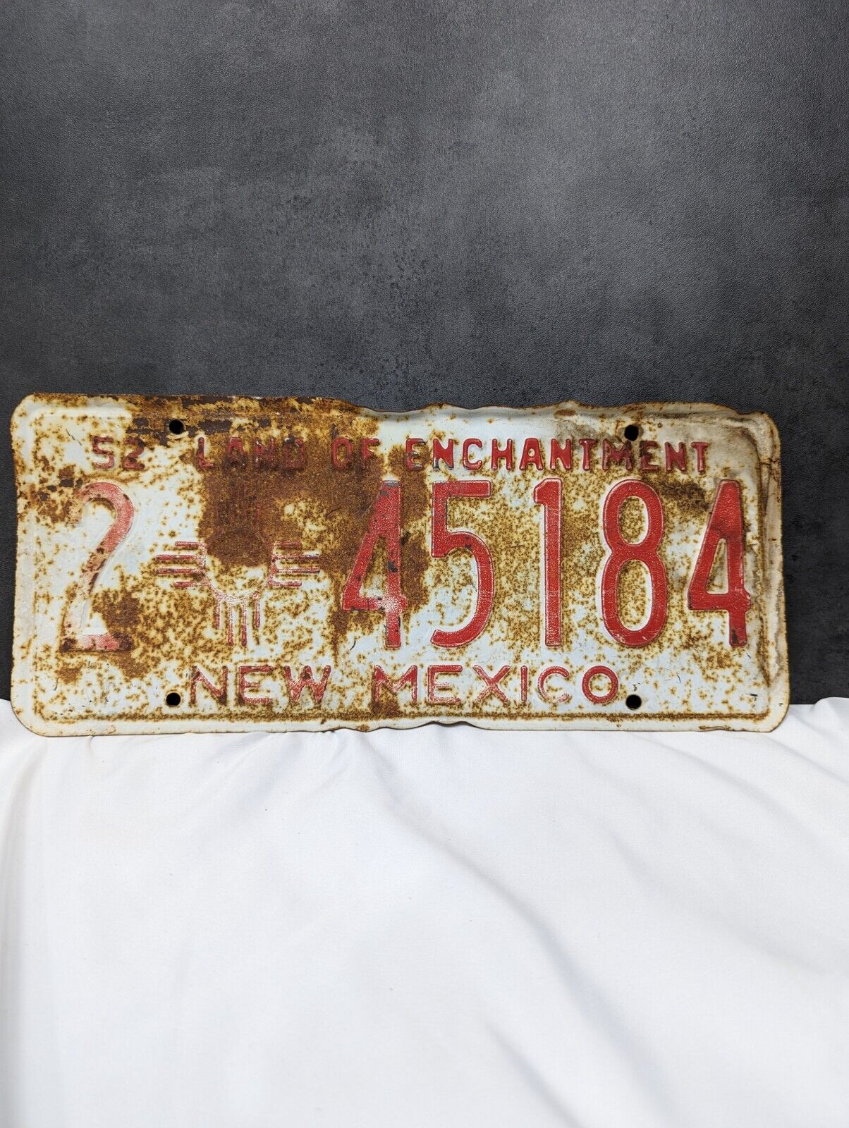 Vintage 1952 New Mexico Land of Enchantment License Plate 245184