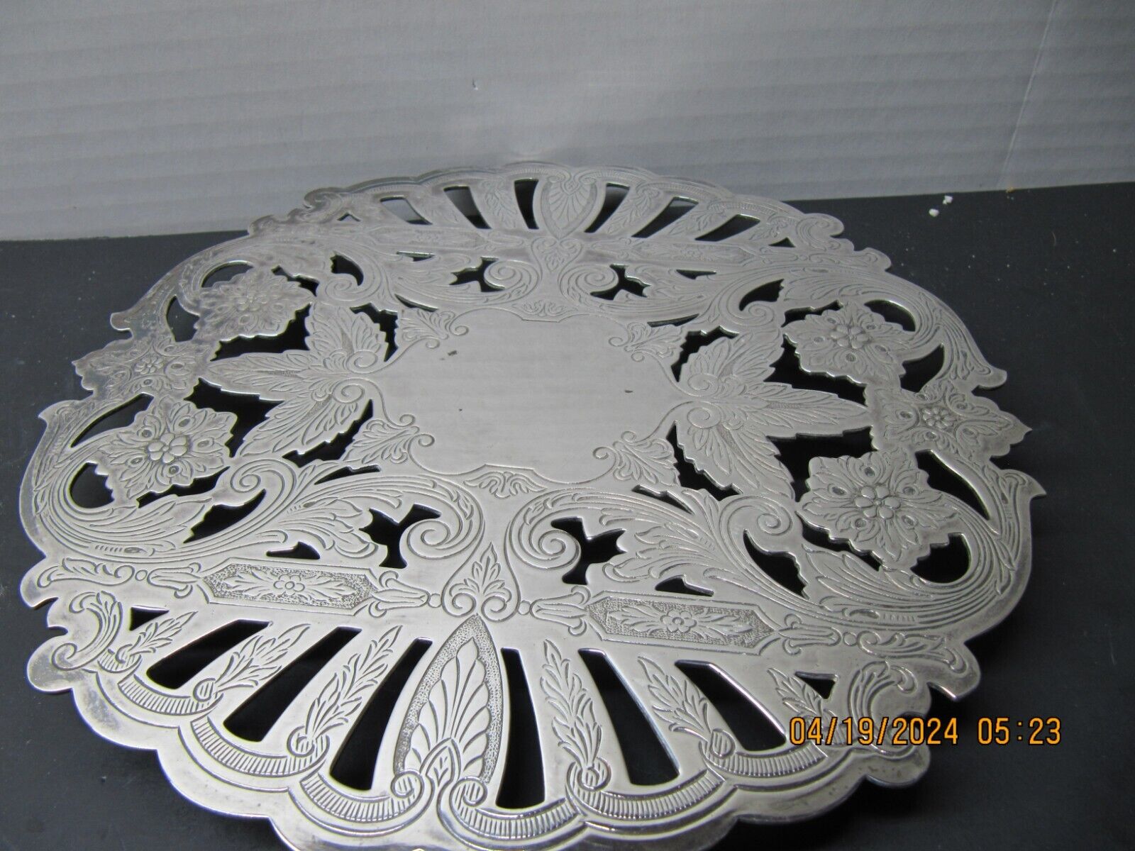 Wallace Trivet Silverplate Ornate Engraved Floral Footed 6.25\