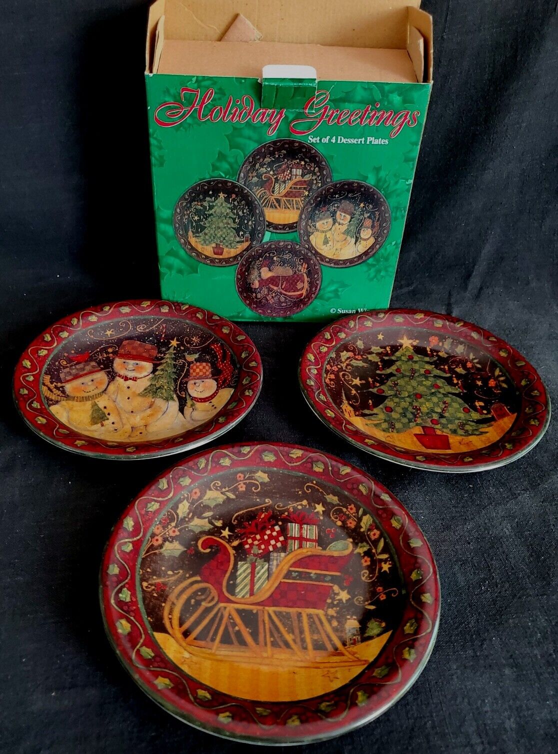 Vintage SUSAN WINGET HOLIDAY GREETINGS 3 Pc Salad Dessert Plates w. Box