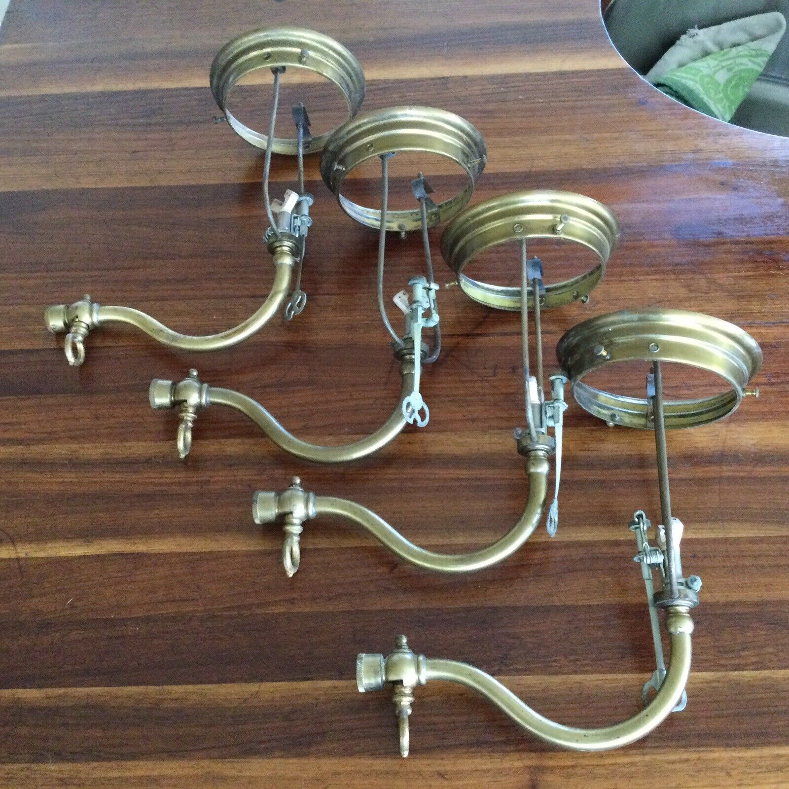 Antique Gas Light Electric Parts Brass Arms Shade Holders 4 Matching