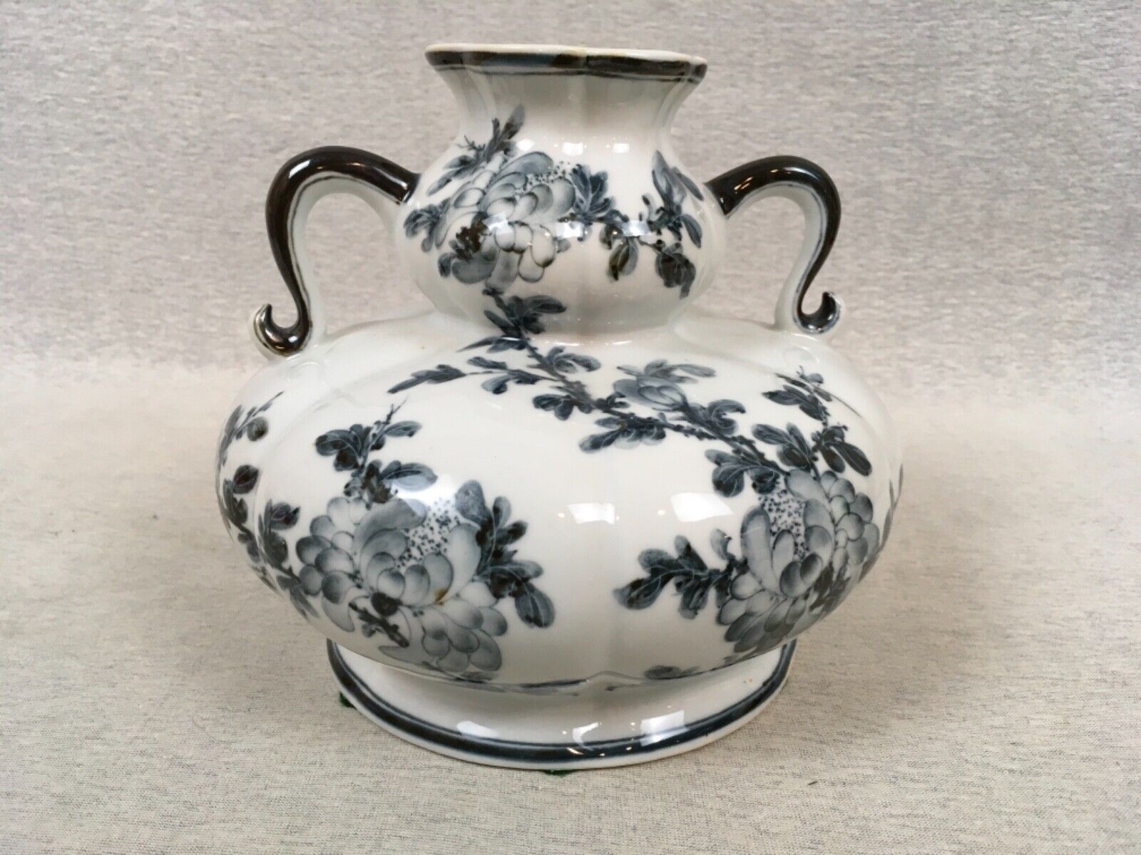 Porcelain Ceramic Double PotBelly Gourd 2 handle Vase Asian Sepia Vine Flower 
