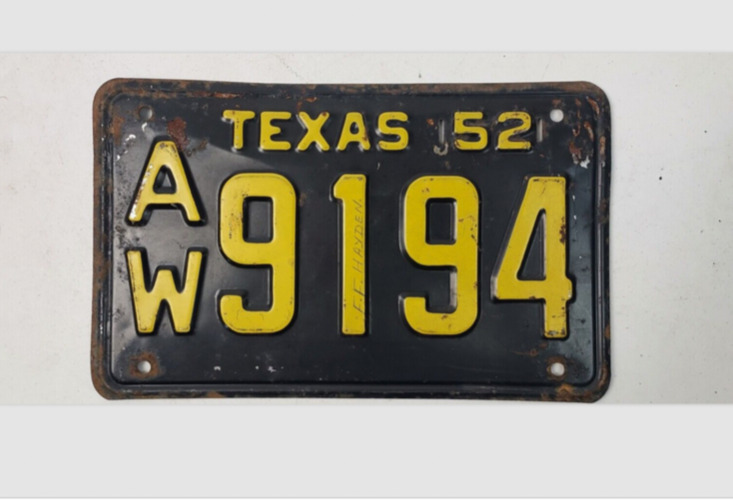 Vintage 1952 Texas License Plate