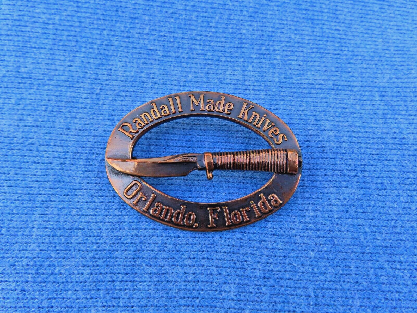 Randall Made Knives - Vintage & Original Metal Hat Lapel Pin - Great Condition