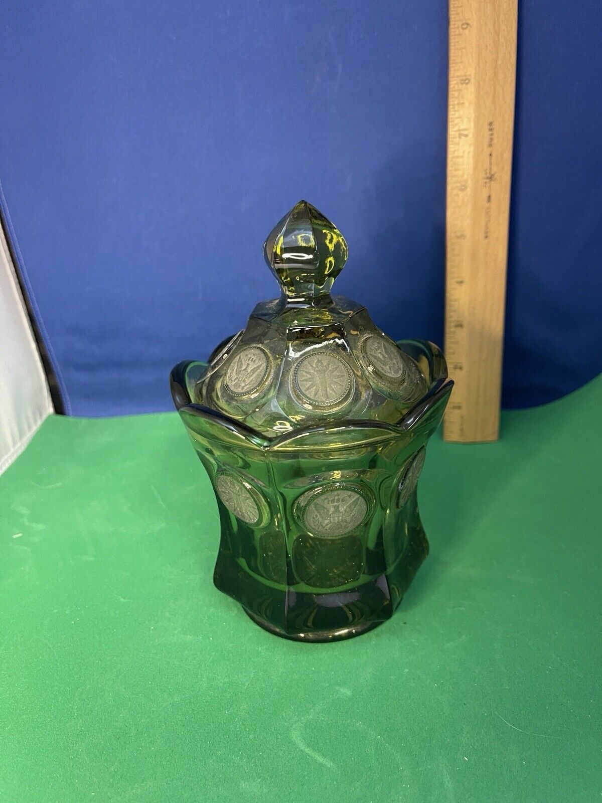 VINTAGE FOSTERIA OLIVE GREEN COIN GLASS COVERED CANDY JAR 1886 EAGLE TORCH
