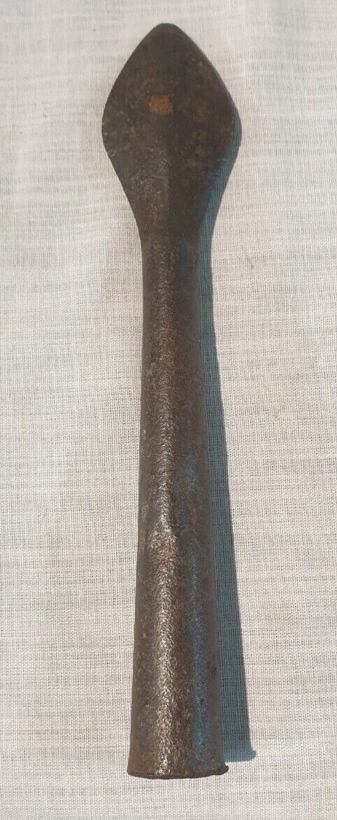 Antique Mughal  Iron Rare Spear Head Narrow Blade Collectible 
