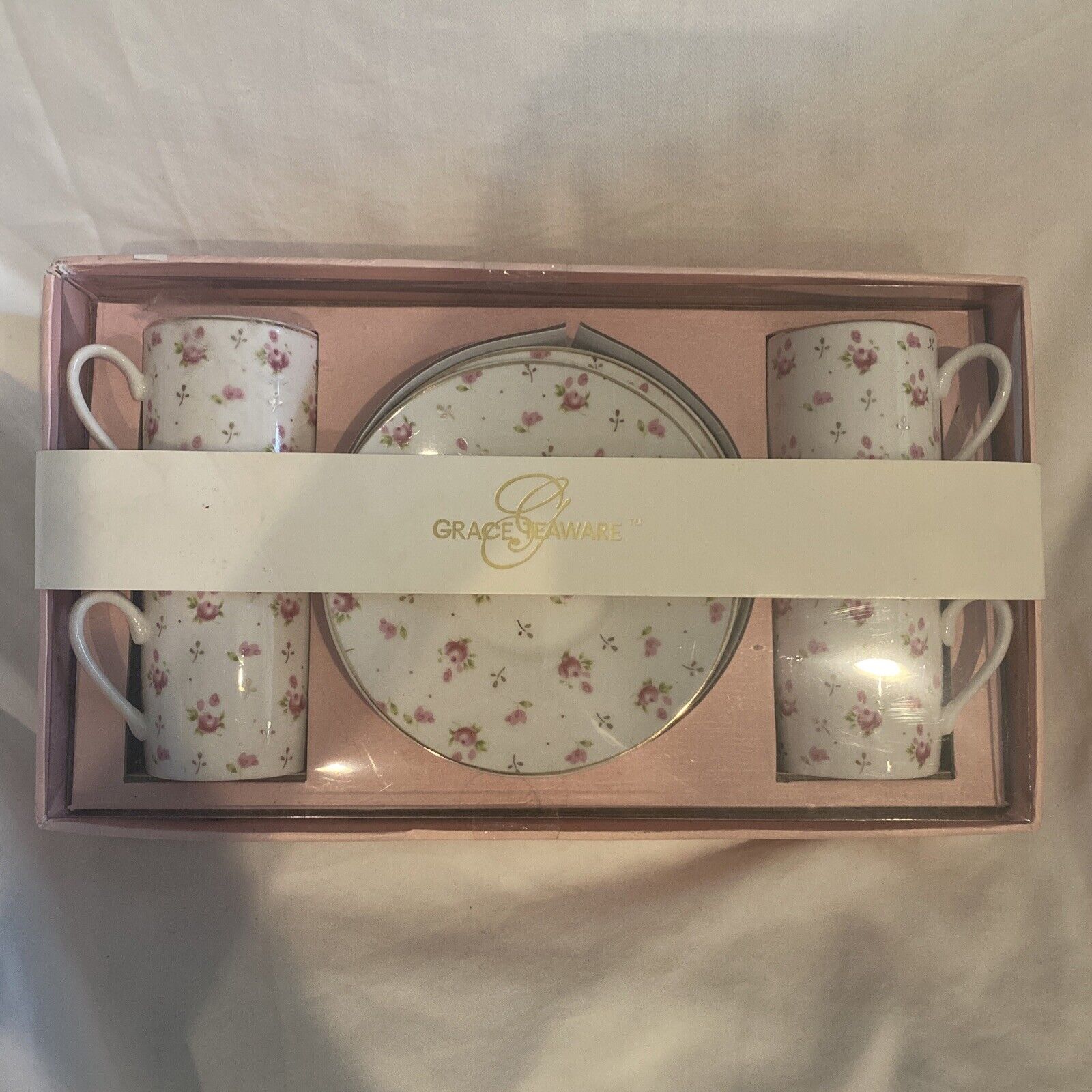 Grace's Teaware 8 Piece Tea Cup and Saucer Set Pink and White Rose Pattern