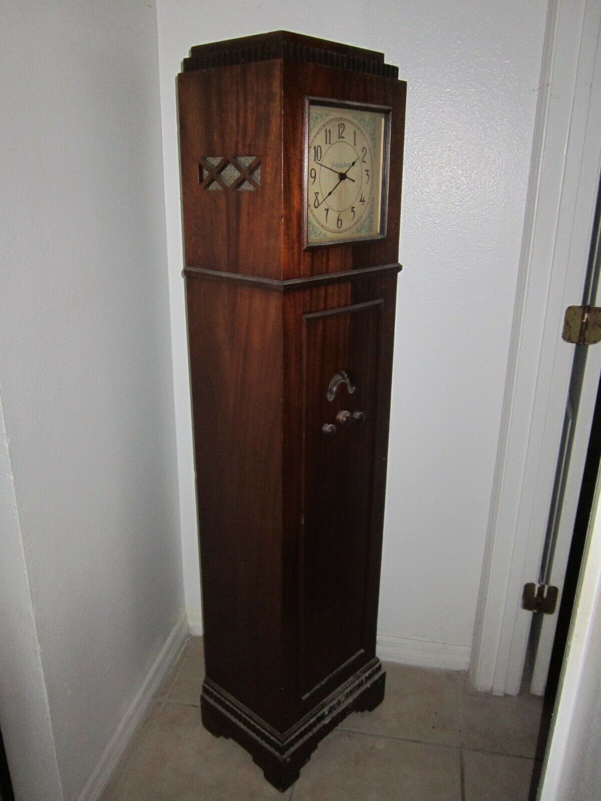 Jackson Bell 8 Tube Grandfather Clock Deco Radio May Not Fully Functional Parts 