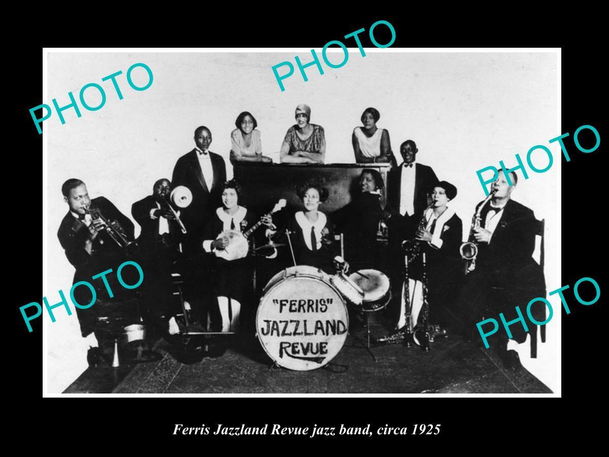 OLD LARGE HISTORIC PHOTO OF THE FERRIS JAZZLAND REVUE JAZZ BAND c1925