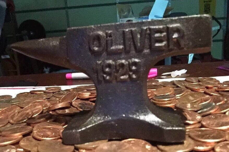 Oliver Tractor Anvil Heavy Iron Collector Paper Weight Man Cave Farm GIFT RANCH