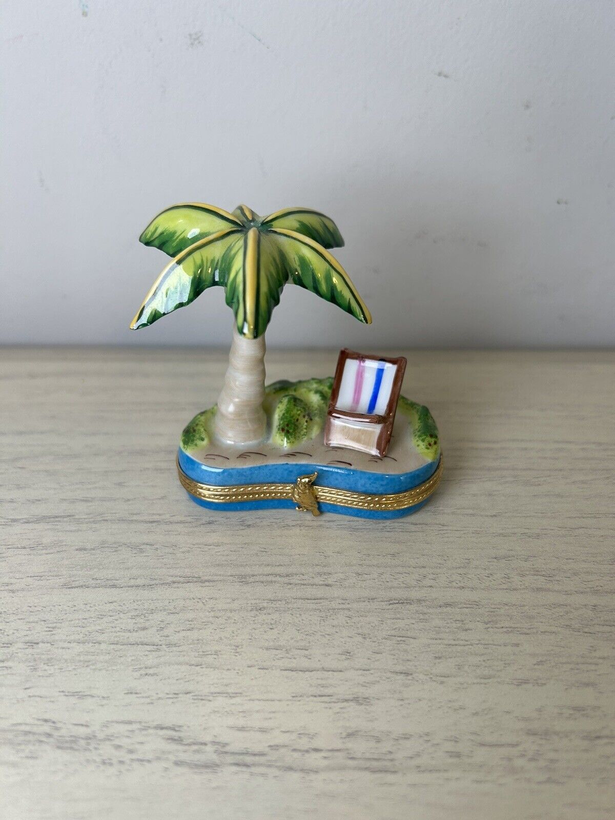 Limoges Porcelain Palm Tree with Chair on Beach Island Trinket Box Limited Ed.