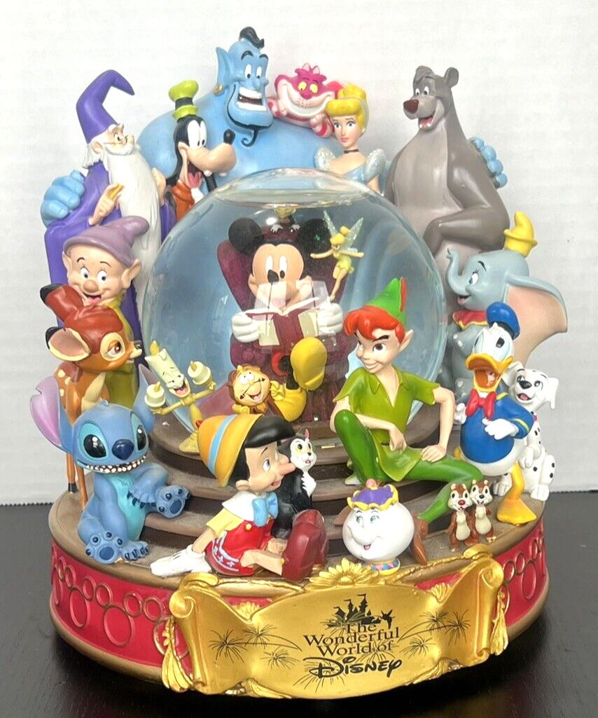 Wonderful World of Disney Snow Globe Animated Musical When You Wish Upon a Star