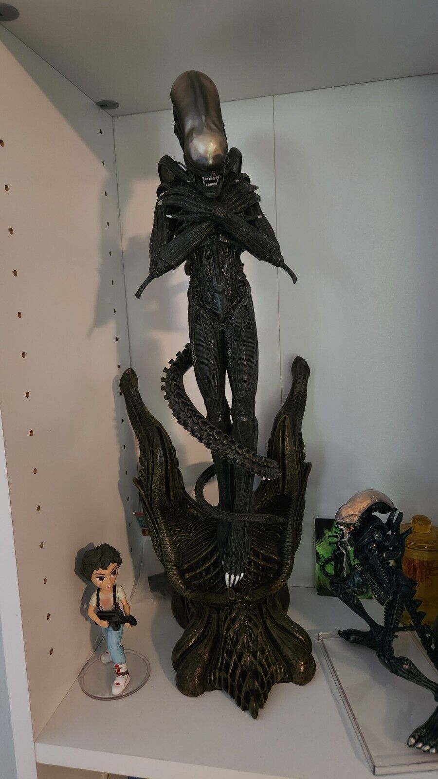 Alien Internecivus Statue - Sideshow Toys - Big Chap