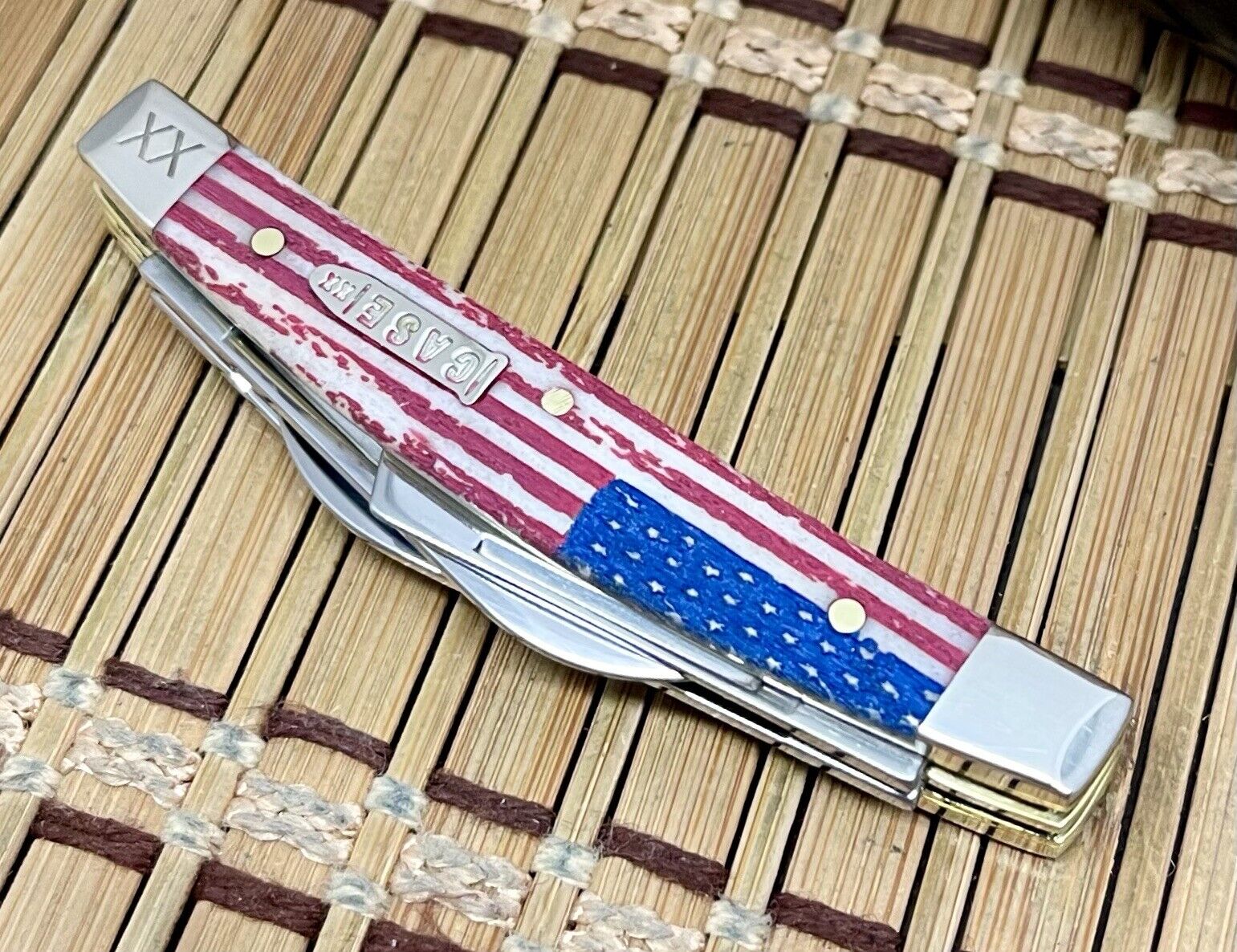 Case XX 2023 USA Natural Bone Red/White/Blue VINTAGE FLAG Small Congress Knife •