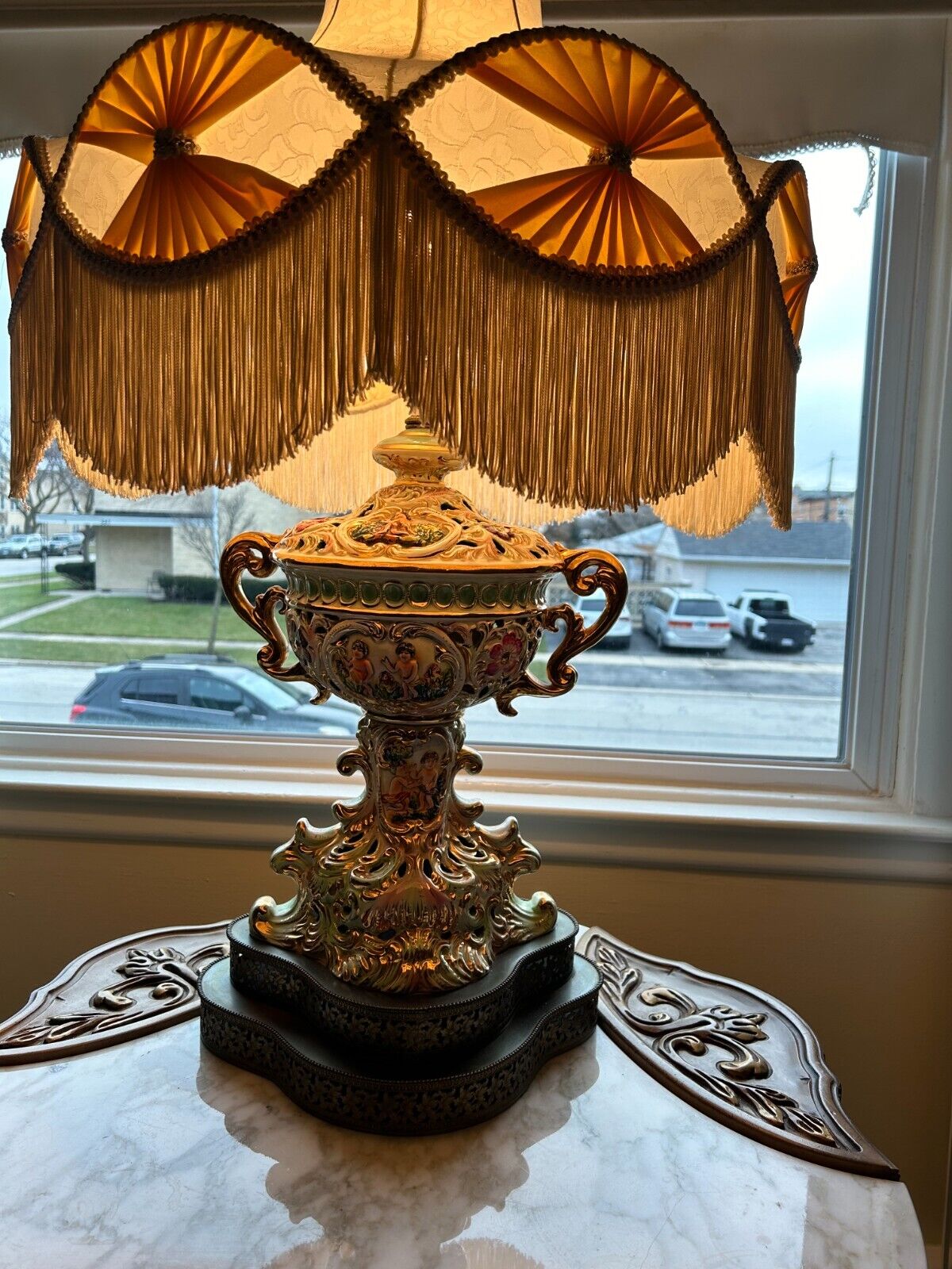 Vintage Capodimonte Lamp 