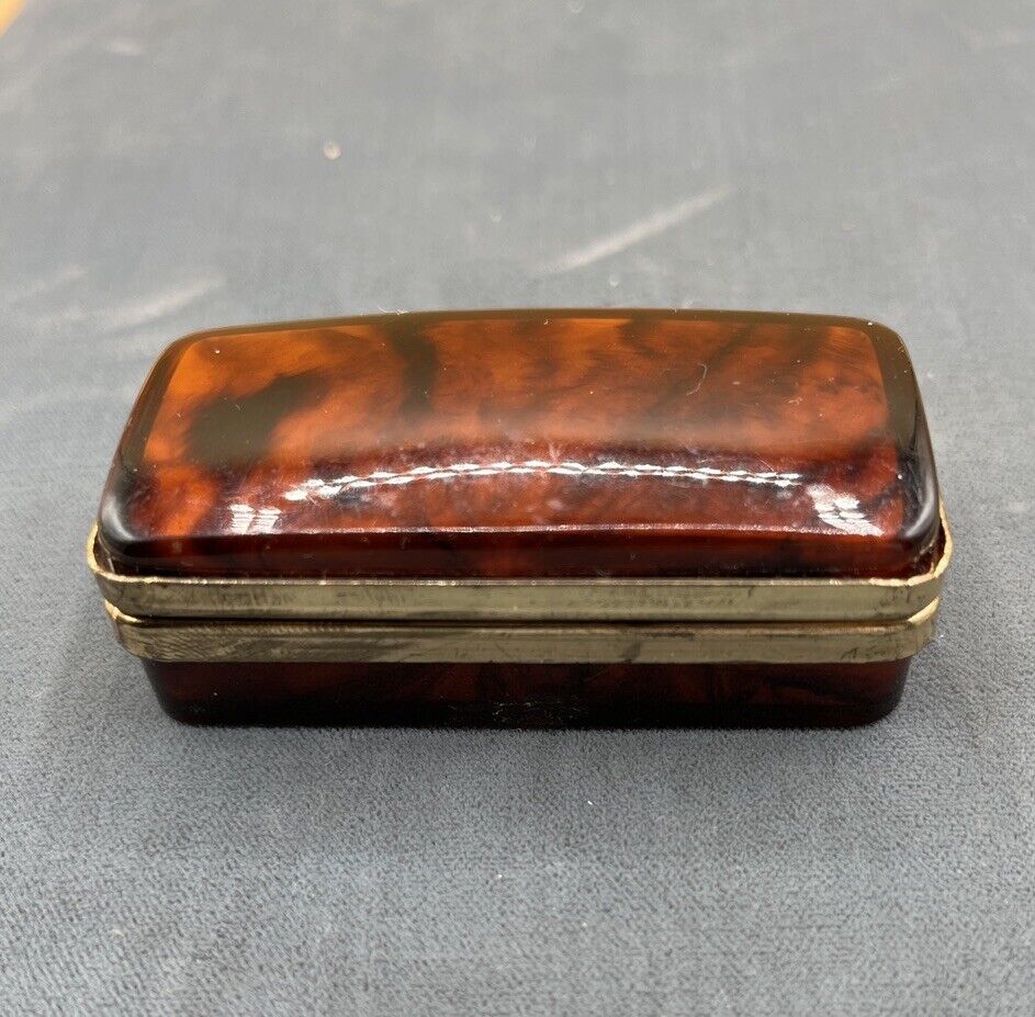 vintage faux tortoise shell box trinket jewelry miniature gold trim spring close