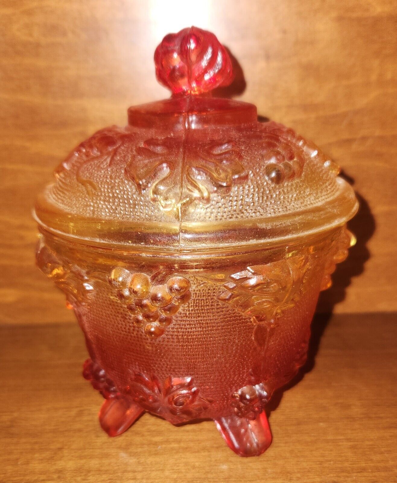 🔥🔥Vintage Amberina Carnival Glass Footed Candy Bowl with Lid Grape Design