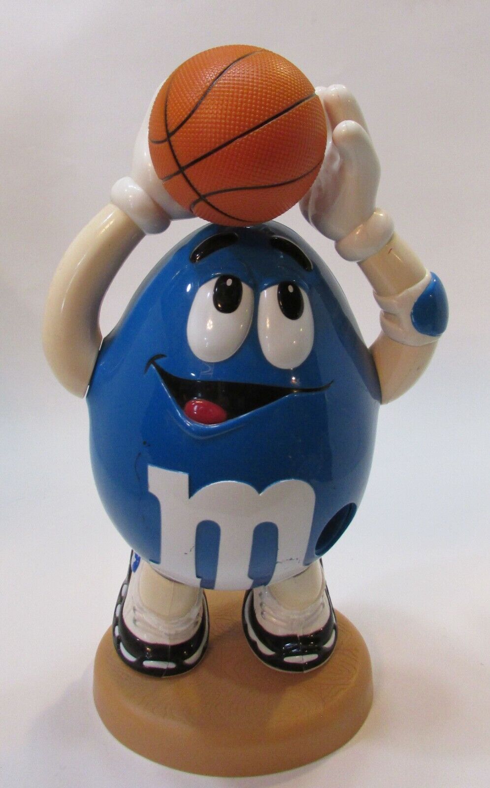 Vintage 1990\'s Blue M&M Basketball Player Sports Edition 13\