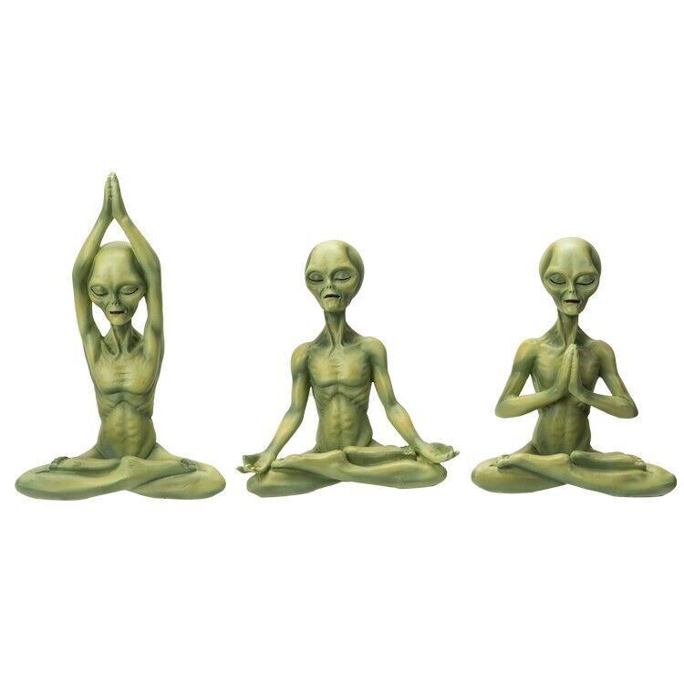 PT Green Aliens Doing Yoga Poses Set of 3 Aliens