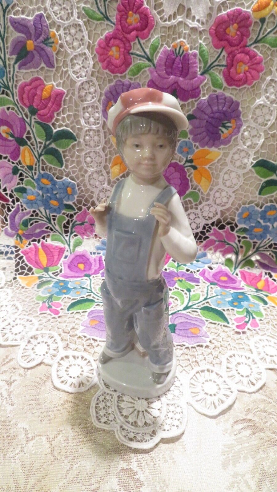 Lladro Figurine #4898 Boy From Madrid Overalls 1977 Retired