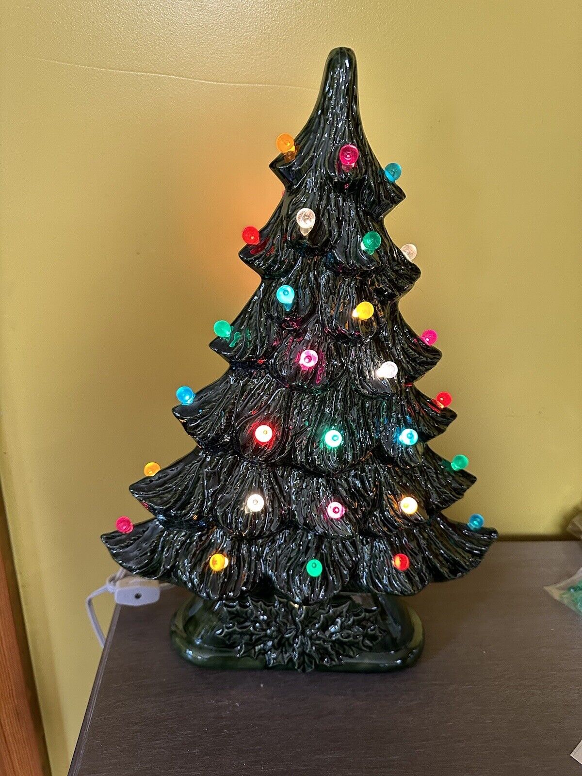 Nowell Ceramic Christmas Tree Window Tree 16\