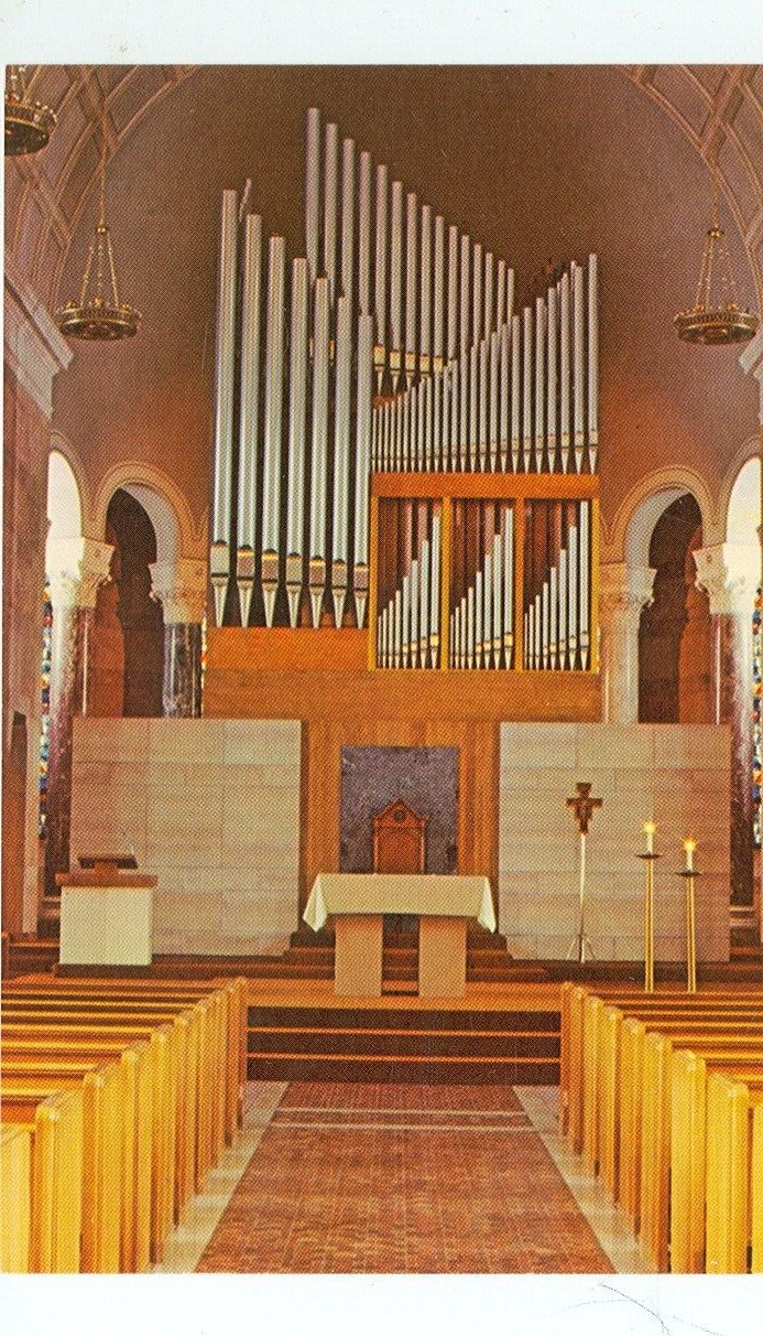 ROCHESTER,MINNESOTA-CHAPEL OF OUR LAD OF LOURDES-ALTAR/ORGAN-#63545D-(MN-R*)