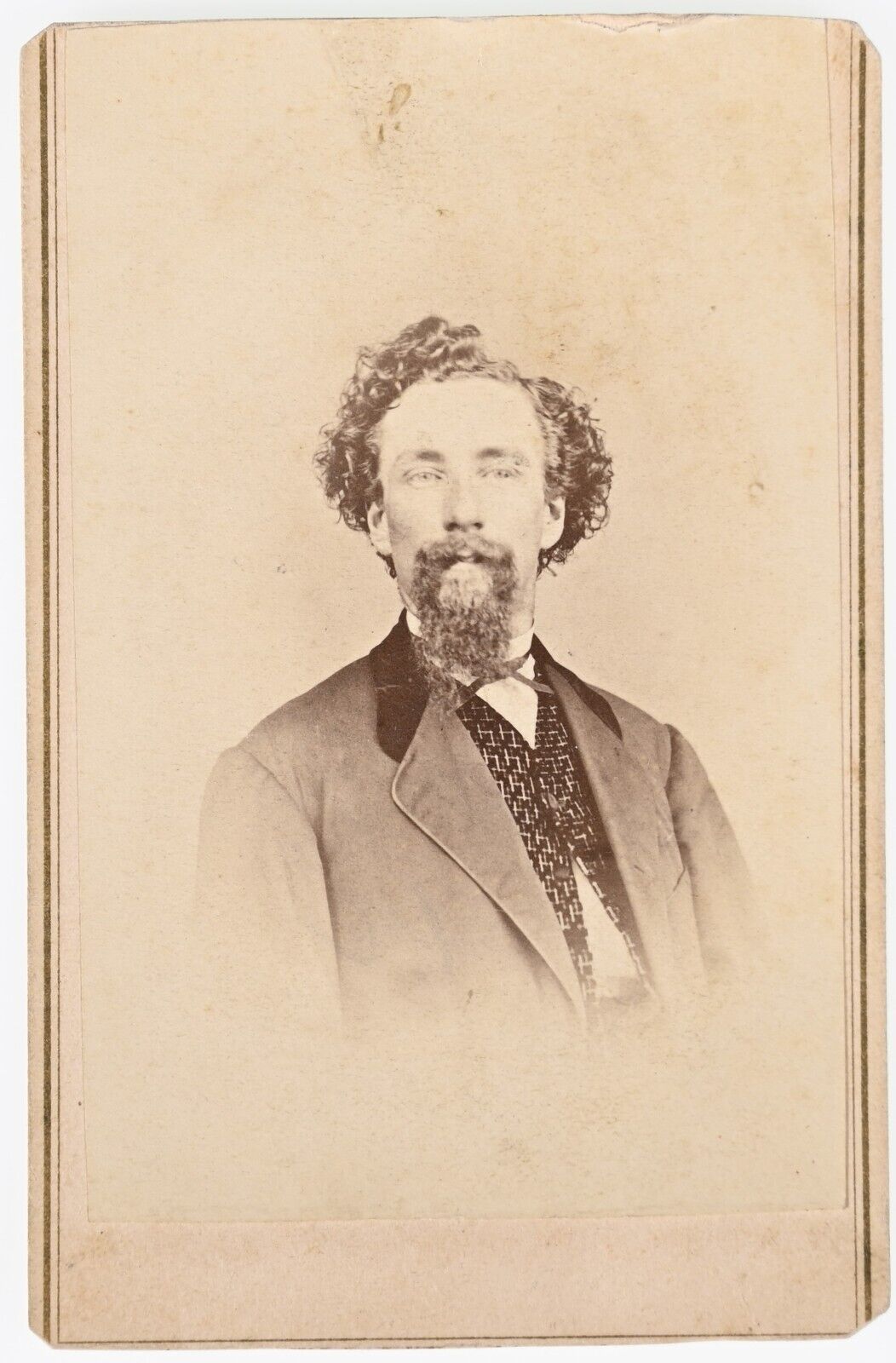ANTIQUE CDV CIRCA 1860s J.H. FITZGIBBON HANDSOME BEARDED MAN ST. LOUIS MISSOURI