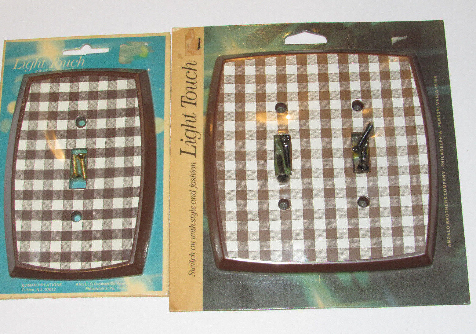 VINTAGE BROWN PLAID DOUBLE-SWITCH PLATE & OUTLET COVER NOS NEW ANGELO BROS